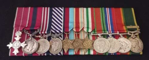 WW2 Miniature Medal Group  ( Eleven Medals See Photo`s )                 M3