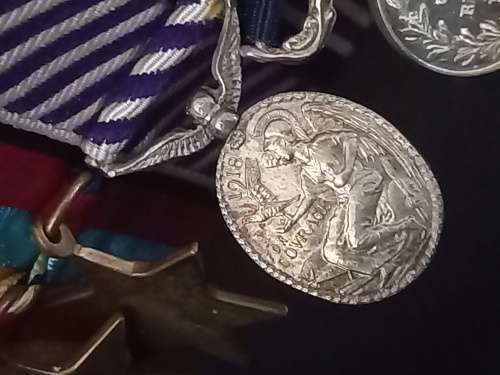 WW2 Miniature Medal Group  ( Eleven Medals See Photo`s )                 M3