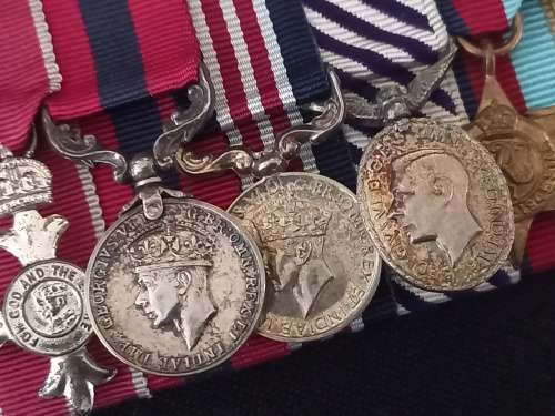 WW2 Miniature Medal Group  ( Eleven Medals See Photo`s )                 M3