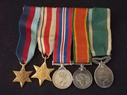 WW2 Miniature Medal Group                          M6