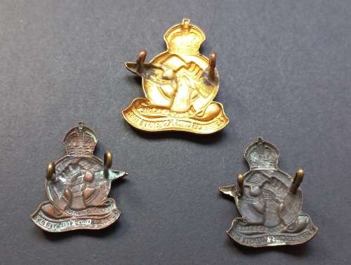 South African Q-Service Corps Cap And Collar Badges          F13