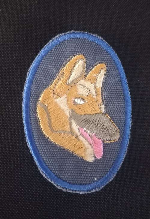 Dog Unit Cloth Badge Embroidered        Size: 43 x 60mm             V18