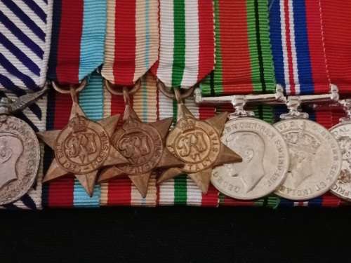 WW2 Miniature Medal Group  ( Eleven Medals See Photo`s )                 M3