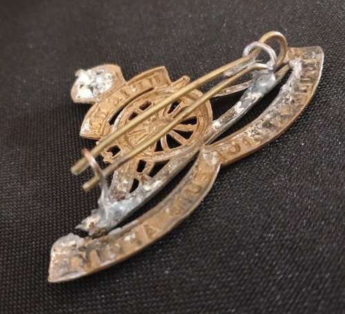 South African / Zuid Afrika Cap Badge Worn 1922 - 1926  ( Note Only 2 Lugs Repaired )    M35