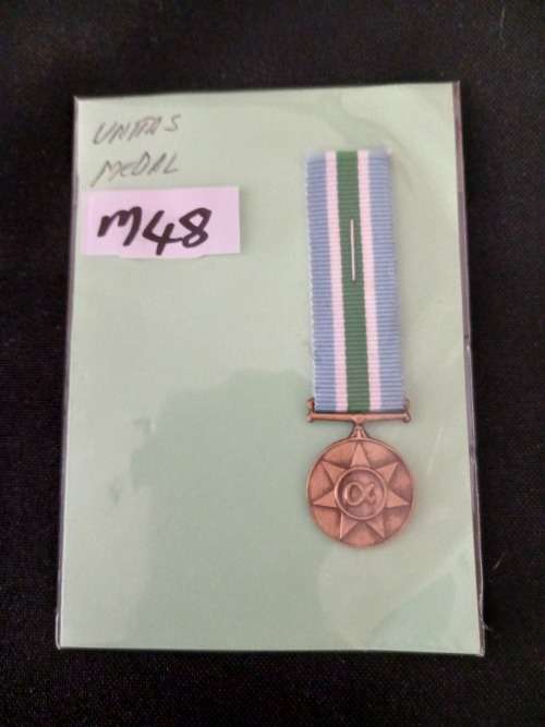 Unitas Miniature Medal                         M48