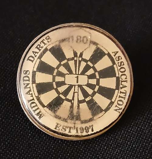 Midlands Darts 180 Association EST1997           Badge                 M64
