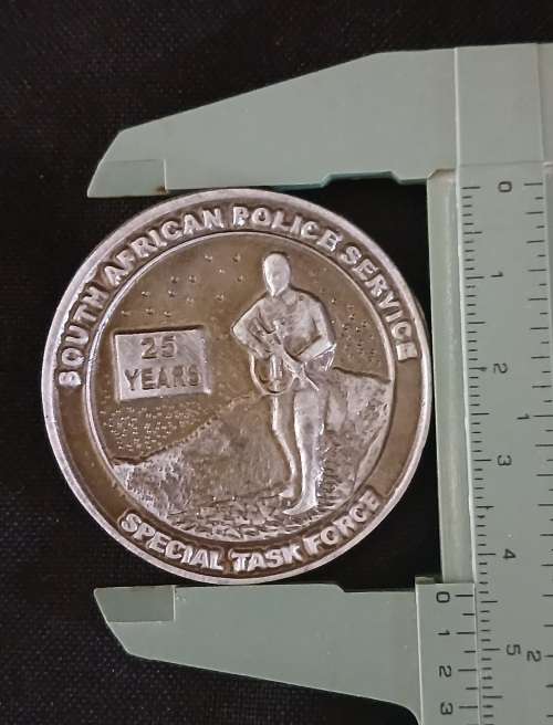 25 YEARS SOUTH AFRICAN POLICE SERVICE SPECIAL TASK FORCE ( Silver Coloured ) Medallion  O4