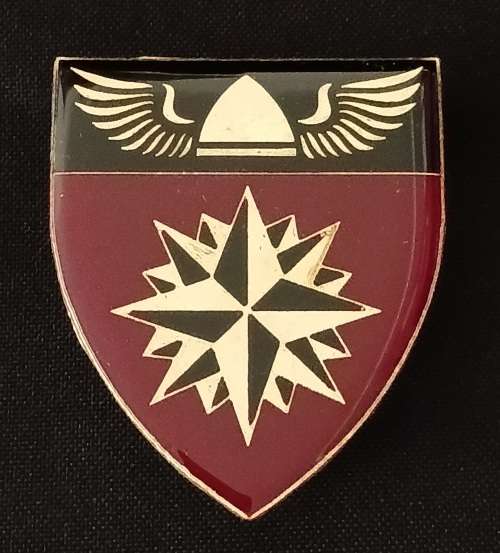4 Special Forces Regiment Shoulder Flash    ( Maroon and Black NOT ISSUED )           O34