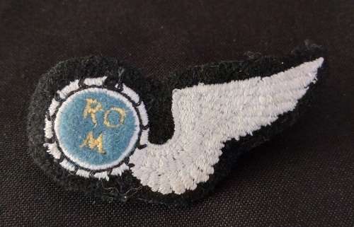 SAAF Radio Operator Brevet Badge   ` Pins Intact `                             O66