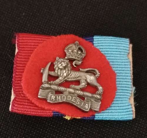 Rhodesia Medal Emblem                                   F30