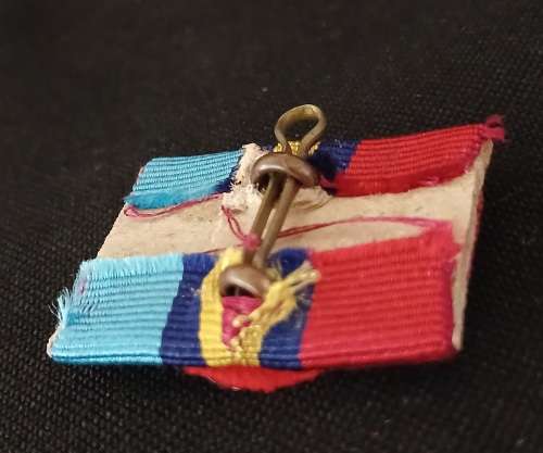 Rhodesia Medal Emblem                                   F30