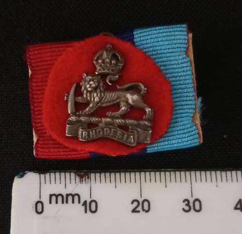 Rhodesia Medal Emblem                                   F30