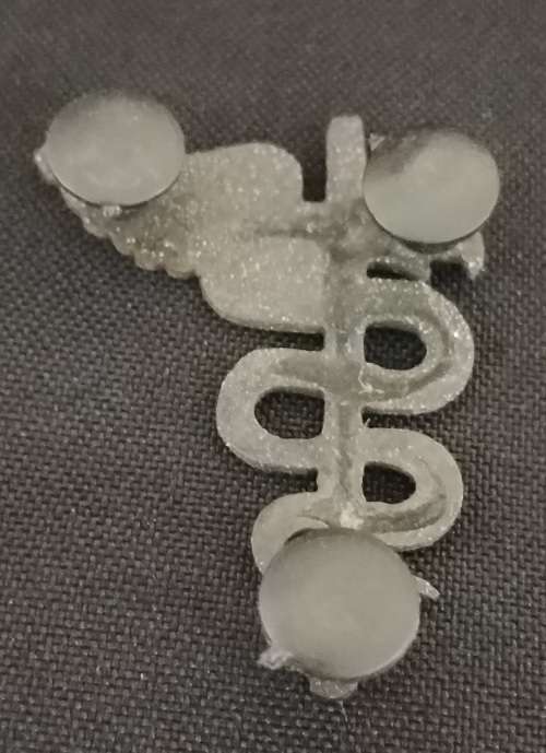 SADF Ops Medics Breast Badge                       F35