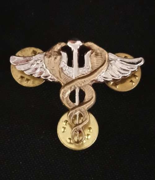 South Africa (SADF) Medical Doctor Qualification Badge Bi-Metal     F39