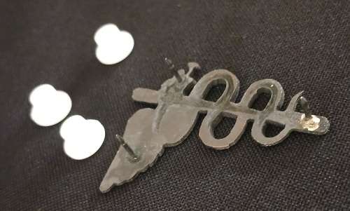 SADF Ops Medics Breast Badge        F45