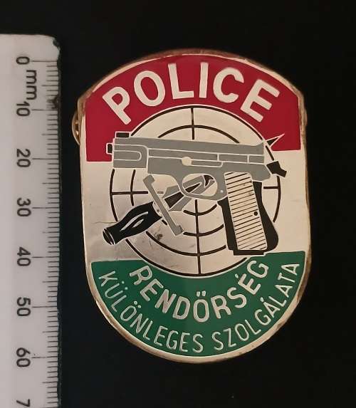 HUNGARIAN POLICE Badge                         M10