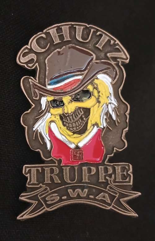 SHUTZTRUPPE GERMAN S.W.A CAP BADGE                             M12