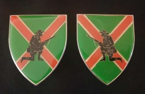 DANIE THERON COMBAT SCHOOL Shoulder Flashes                           H8