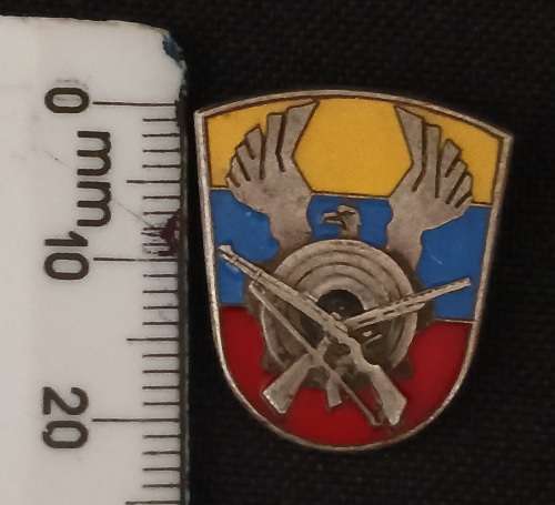 36TH World Shooting Championships Enamel Badge  ( Note NO Pin )   By HUGUENIN               M41