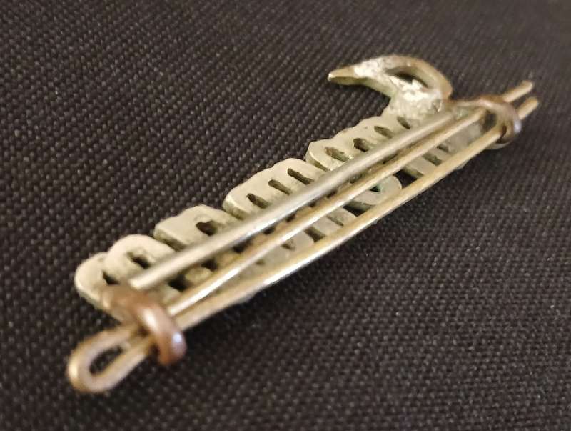 RHODESIA RAILWAYS  --- FOREMAN Badge         ` RARE FIND `          F131