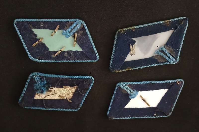 German Army Blue Collar Tabs with Pips - Lot of 1 - F140