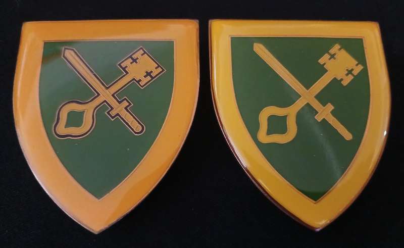 SADF NATIONAL CEREMONIAL GUARD SHOULDER FLASHES                        H24
