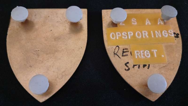SADF 2 LOCATING REGIMENT SHOULDER FLAHSES                   H31
