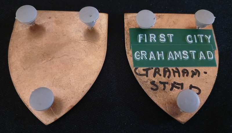 SADF FIRST CITY ( GRAHAMSTAD ) REGIMENT SHOULDER FLASHES                    H32