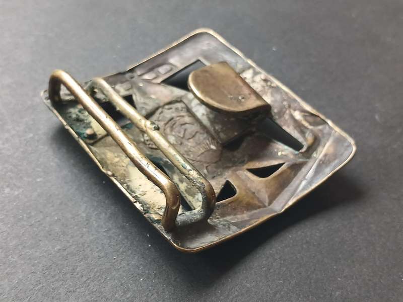World War  SOVIET RUSSIAN NAVY  BELT AND BELT BUCKLE  ( BELT HAS A MAKERS MARK )         F191