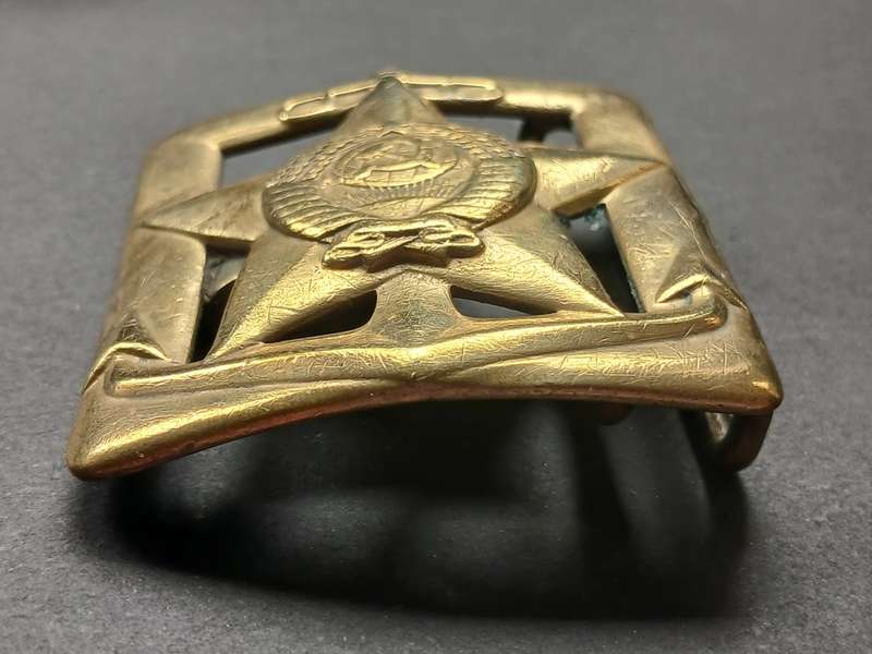 World War  SOVIET RUSSIAN NAVY  BELT AND BELT BUCKLE  ( BELT HAS A MAKERS MARK )         F191