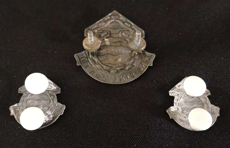 SADF Ordnance Service Corps Cap And Collar Badges             F221