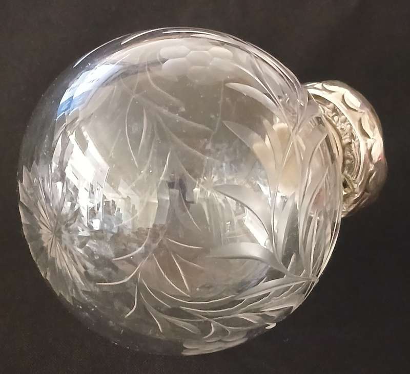 Cut Glass & Sterling Silver  Perfume Bottle ** STUNNING ** Hallmarked W.D Anchor Lion h  ( 1907 )