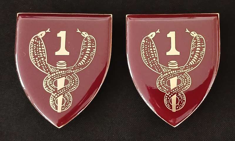 SADF -- SAMS - 1 MILITARY HOSPITAL SHOULDER FLASHES ( 1985 - 1987 )  ` RARE `     F237