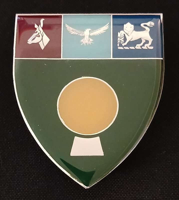 DEFENCE HQ DHQ PERSONNEL UNIT SHOULDER FLASH     ` VERY SCARCE `      D135