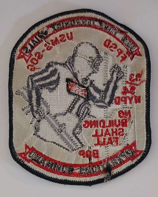 NEW YORK TERRORIST TRAILS OPERATIONS COMMAND 93/94 NYPD POLICE  CLOTH BADGE                 V12