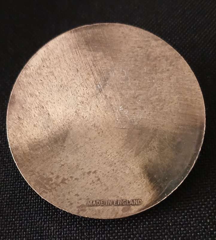 CHARLES DIKENS 1812 - 1870 MEDALLION ` Made In ENGLAND                   V20