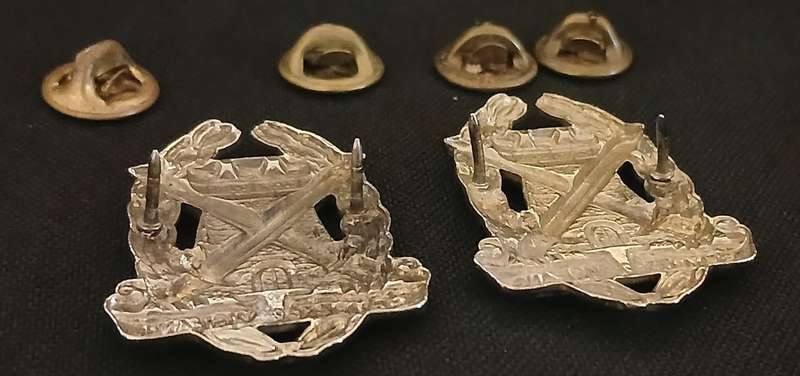 SA. SPECIAL SERVICE CORPS COLLAR / BERET BADGES               V35
