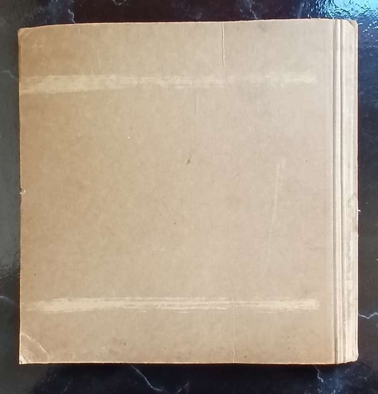 ` Mit Hagenbeck auf Tierfang `  Collectible picture album vintage 1931    `` WoW ``