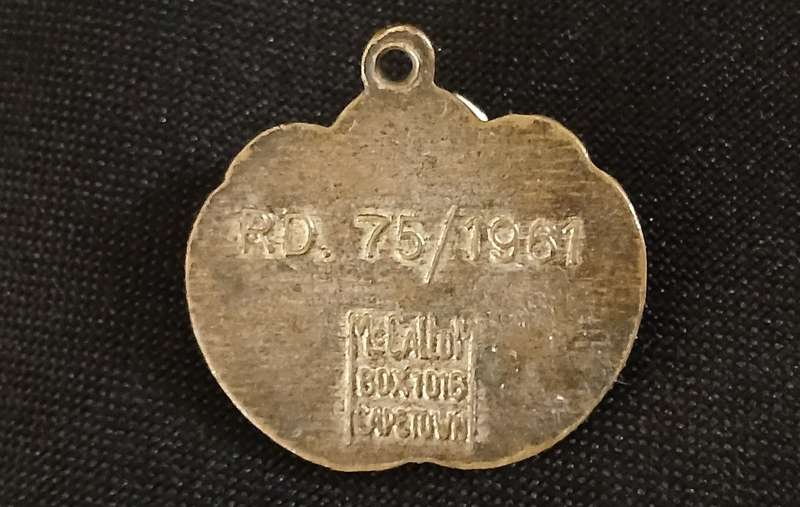 Ter Herdenking Aan REPUBLIEK SUID AFRIKA Mei 31  1961 Pendant   RD 75 / 1961                    V46