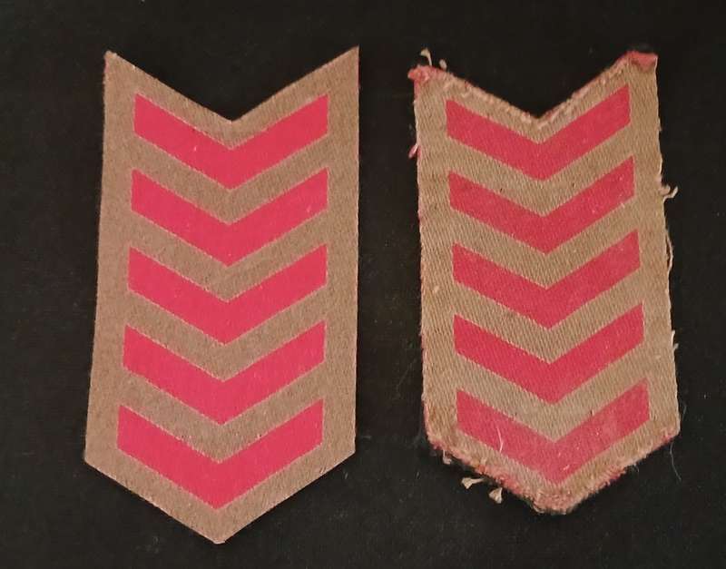 WW2 BRITISH ARMY 5 YEAR OF WAR SERVICE CHEVRONS SLEEVE BADGES                   V71
