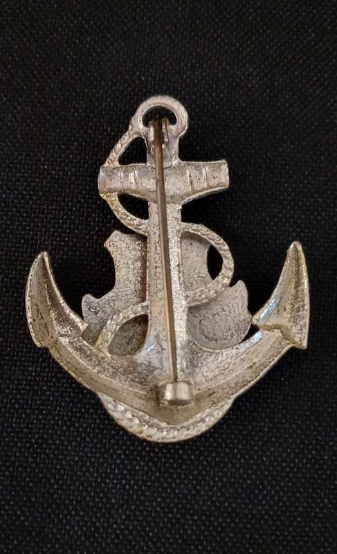 NORTHERN RHODESIA NAVY CAP BADGE       `` RARE ``` RARE ```   ( COLLIN R. OWEN 3555 )      V128
