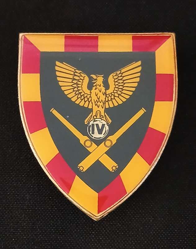 SADF 4 ARTILLERY REGIMENT SHOULDER FLASH    (YELLOW TYPE 2ND ISSUE )            D147