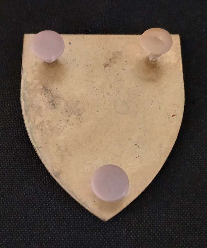 SADF 4 ARTILLERY REGIMENT SHOULDER FLASH     ( GOLD TYPE 3ND ISSUE )            D146