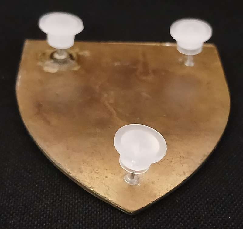 SADF 45 SURVEY SQUADRON SHOULDER FLASH   (Note One Pin Repaired )        D157