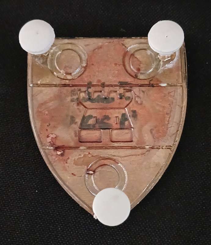 SADF STELLENBOSCH COMMANDO SHOULDER FLASH            ( Note Two Pins Repaired )      D170