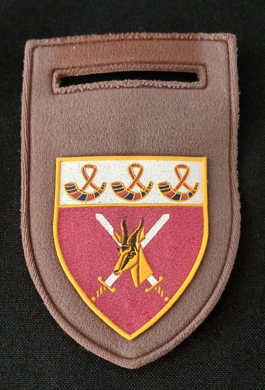 SADF FREE STATE COMMAND TUPERWARE SHOULDER FLASH  ( NO PIN )         C3