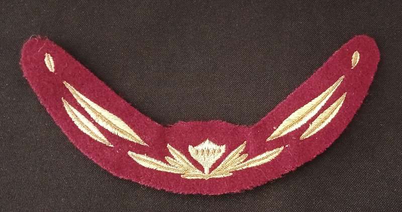 SA ARMY MAJOR  EMBROIDERED LADIES CAP BADGE           C6