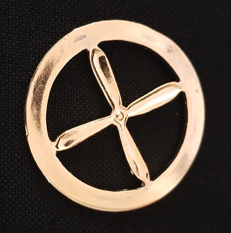 ROYAL AIR FORCE APPRENTICE PROPELLER SLEEVE / ARM BADGE ( Sewn On Badge )  C8