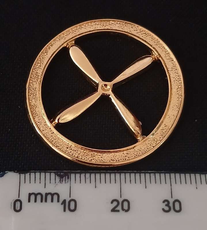 ROYAL AIR FORCE APPRENTICE PROPELLER SLEEVE / ARM BADGE ( Sewn On Badge )  C8