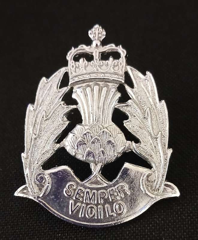 SCOTTISHE POLICE CAP BADGE                C12
